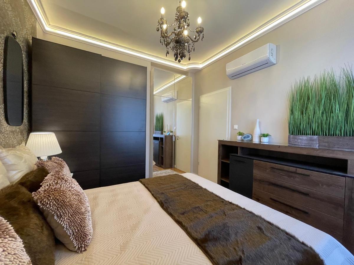 R7 Design Apartment - Hostaid ブダペスト エクステリア 写真