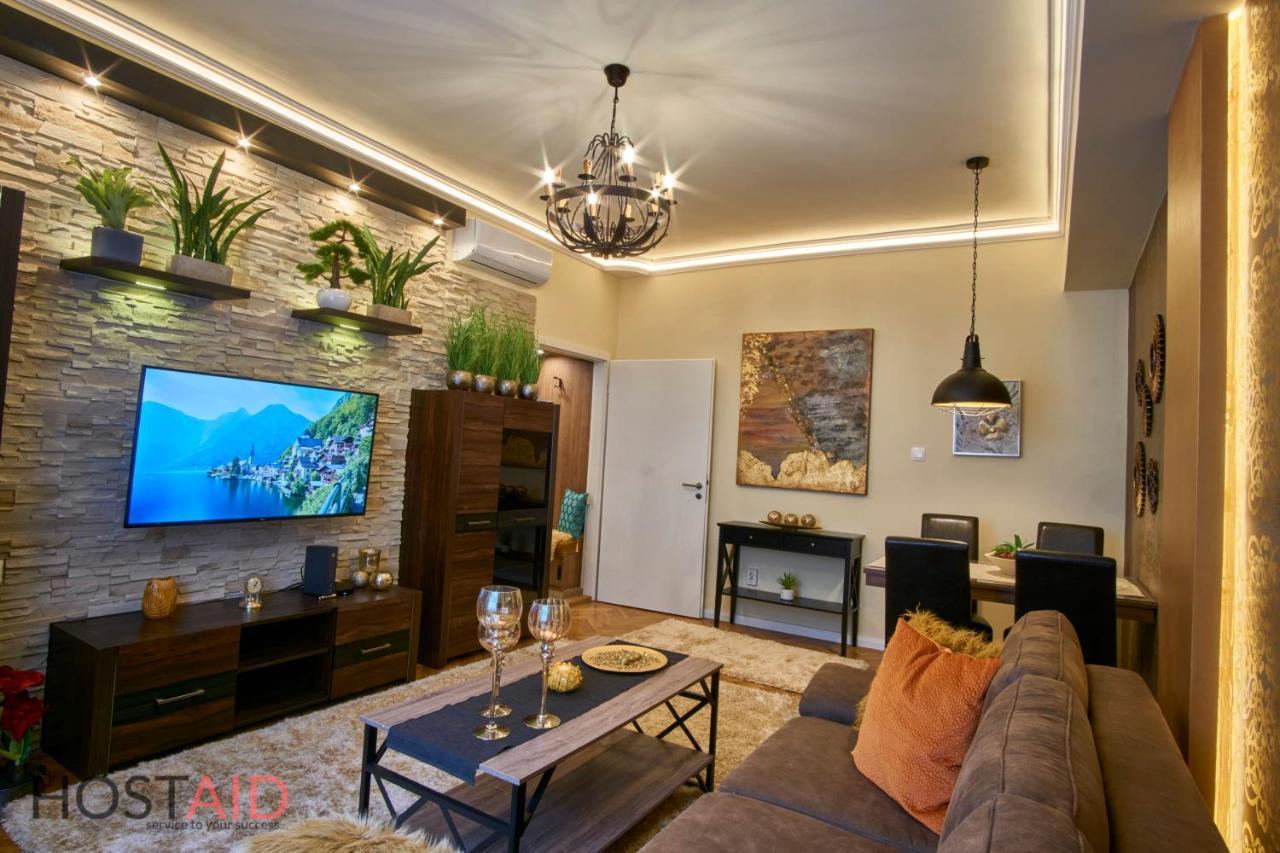 R7 Design Apartment - Hostaid ブダペスト エクステリア 写真