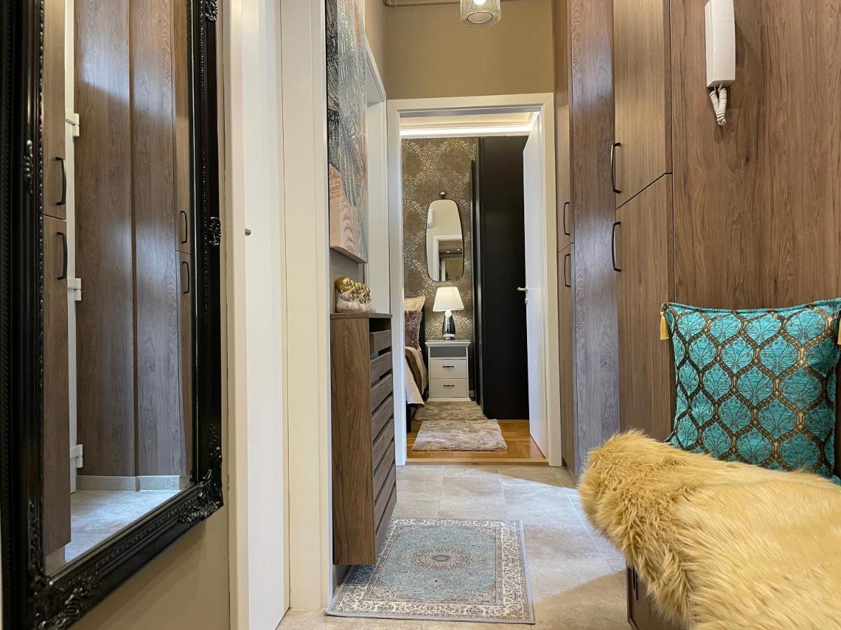 R7 Design Apartment - Hostaid ブダペスト エクステリア 写真