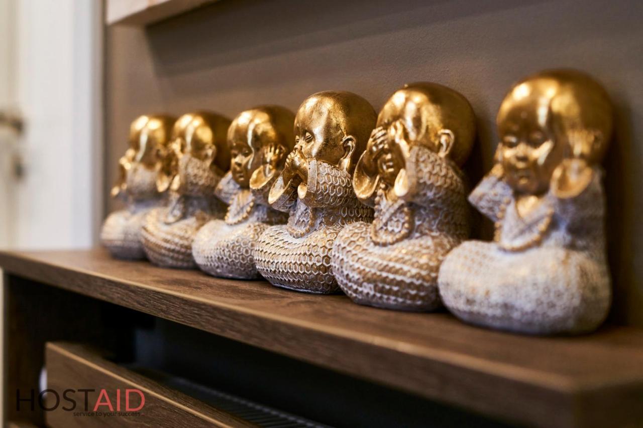 R7 Design Apartment - Hostaid ブダペスト エクステリア 写真